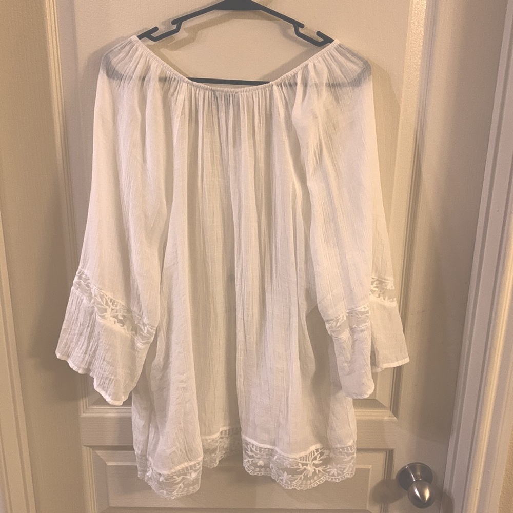 White Shirt - Picture 2 of 3